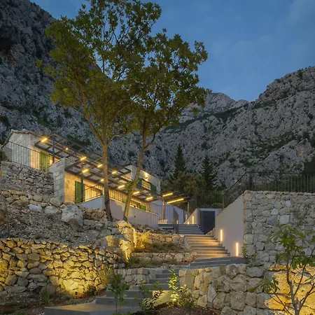 2m By Interhome Villa Kotisina